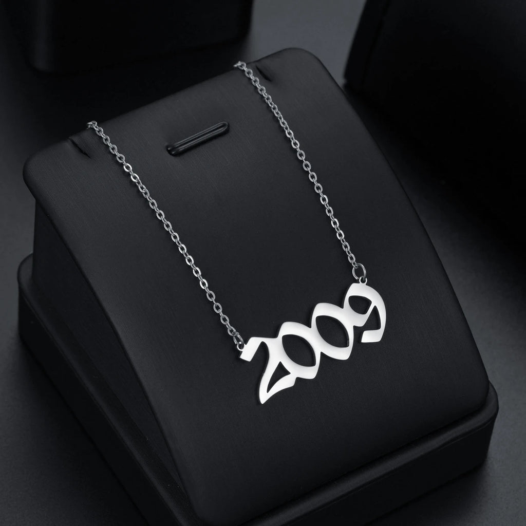COLLAR 1980-2024