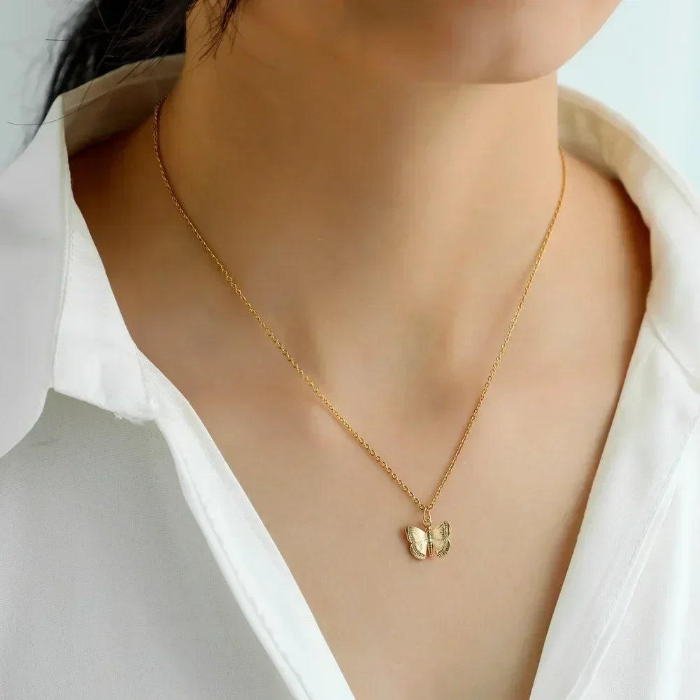 Simple Silver Color Love Heart Pendant Necklace Charm Chain Collares Necklace for Women Party Jewelry Daily Wear