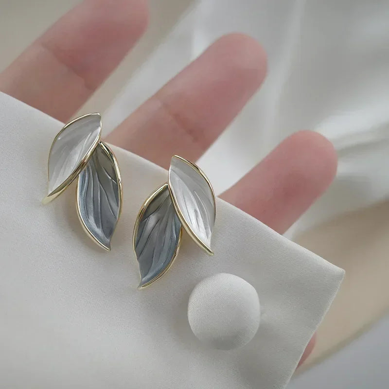 LATS Pendientes de metal con forma de hoja