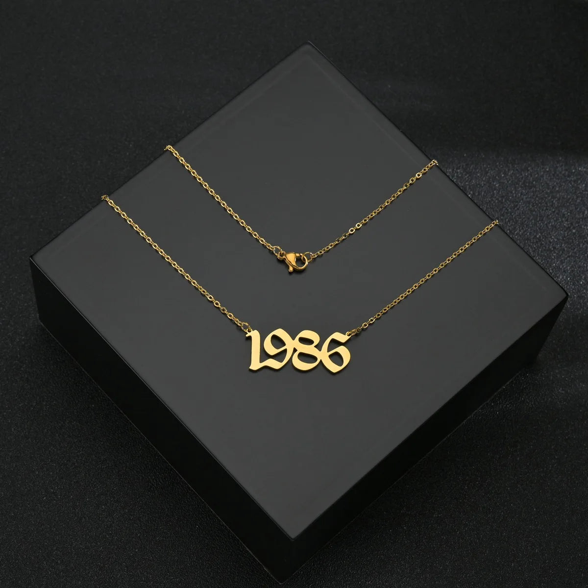 COLLAR 1980-2024