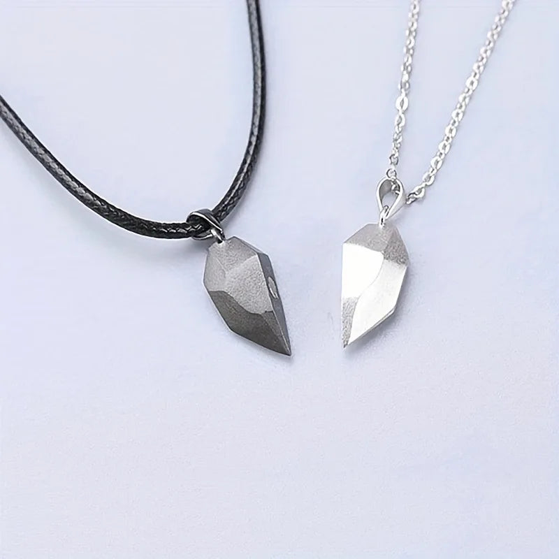 Good Simple Quality Couple Pendant Necklace ,Magnetic Heart